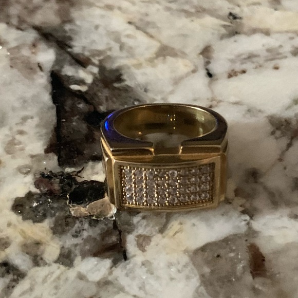 Vintage Unisex Gold Plated CZ Paved Ring, Stainless Steel, Approx. Size 8 - Picture 4 of 6